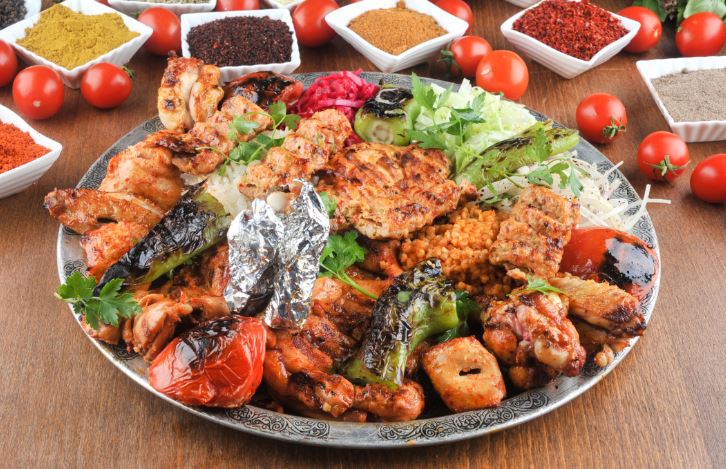 Özel yemek